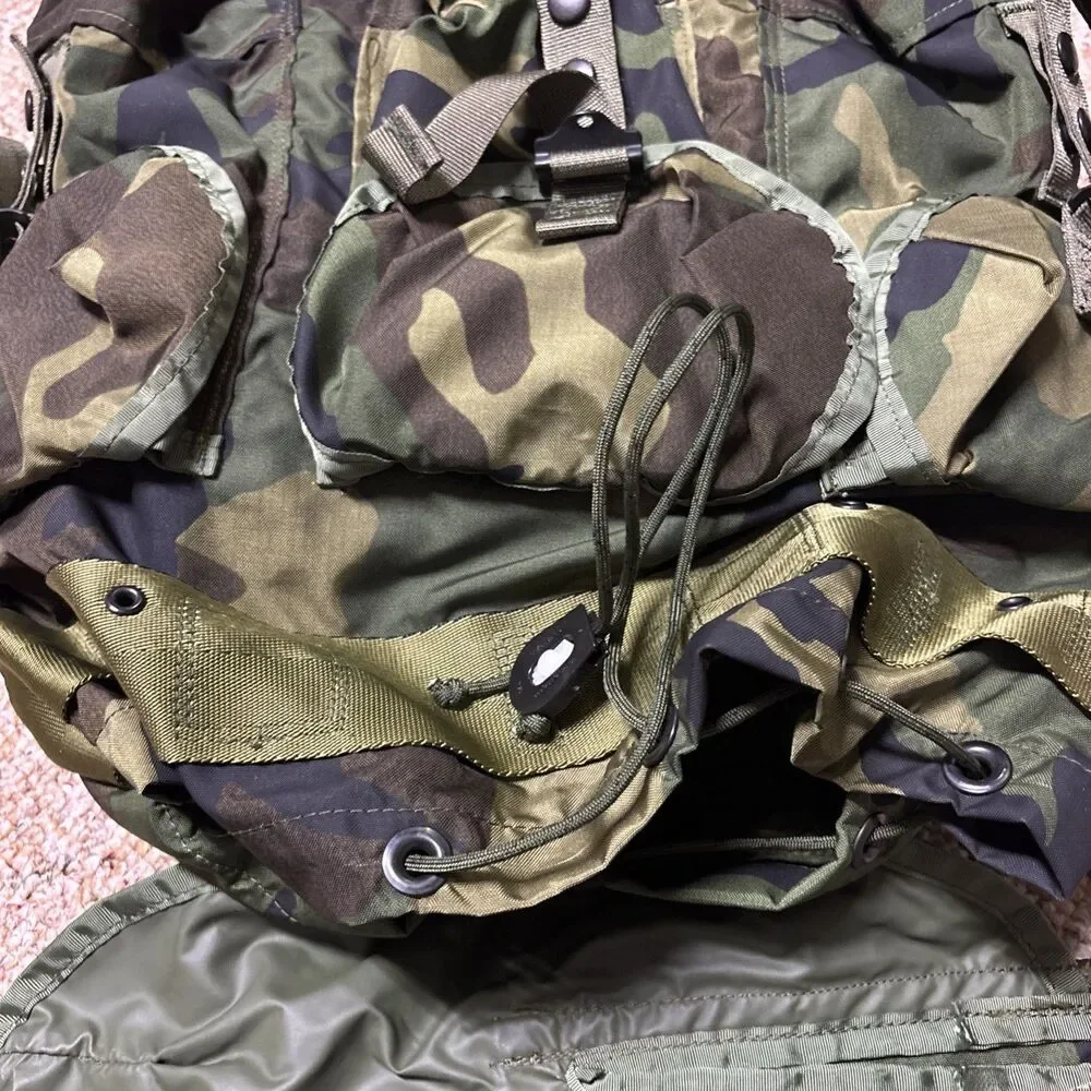 US Army Alice Rucksack Combat Field Pack Medium Woodland Camouflage- 17H, 12x6